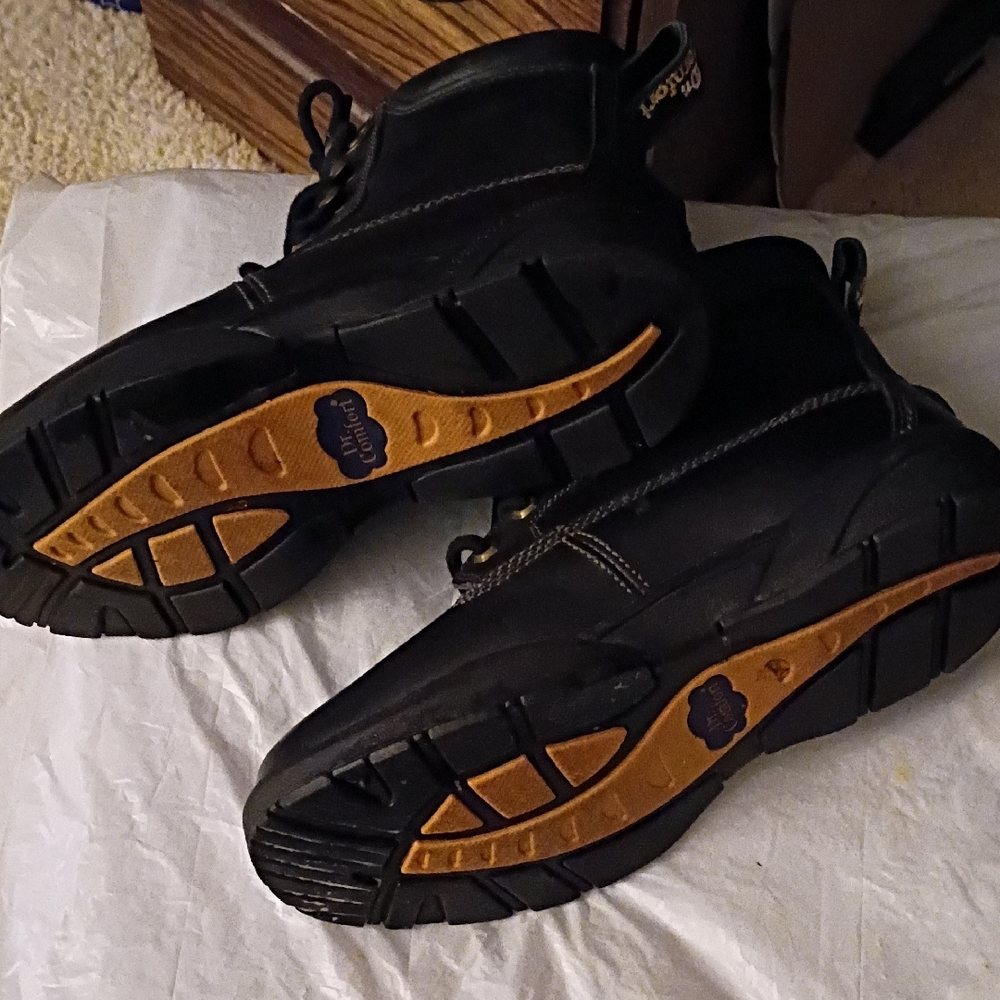 Boss Black Leather Combat Boots - Picture 3 of 5